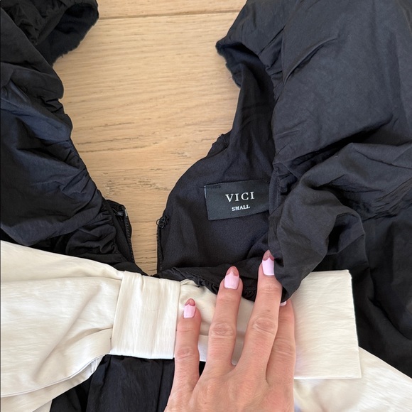 Vici Black Dress with Cream bow - Picture 2 of 2